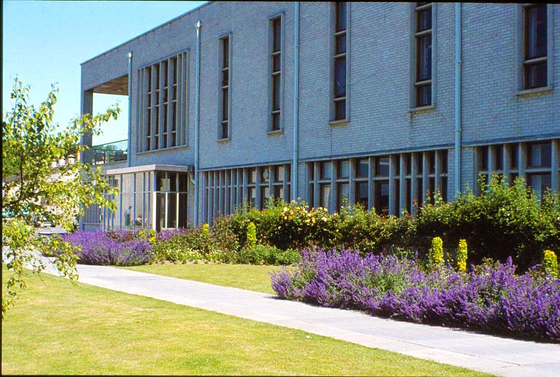 Exterior of Thomas Parry Library